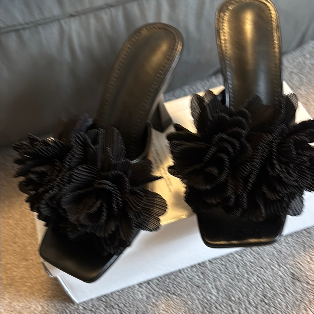 Elegant Black Floral Women's Heels